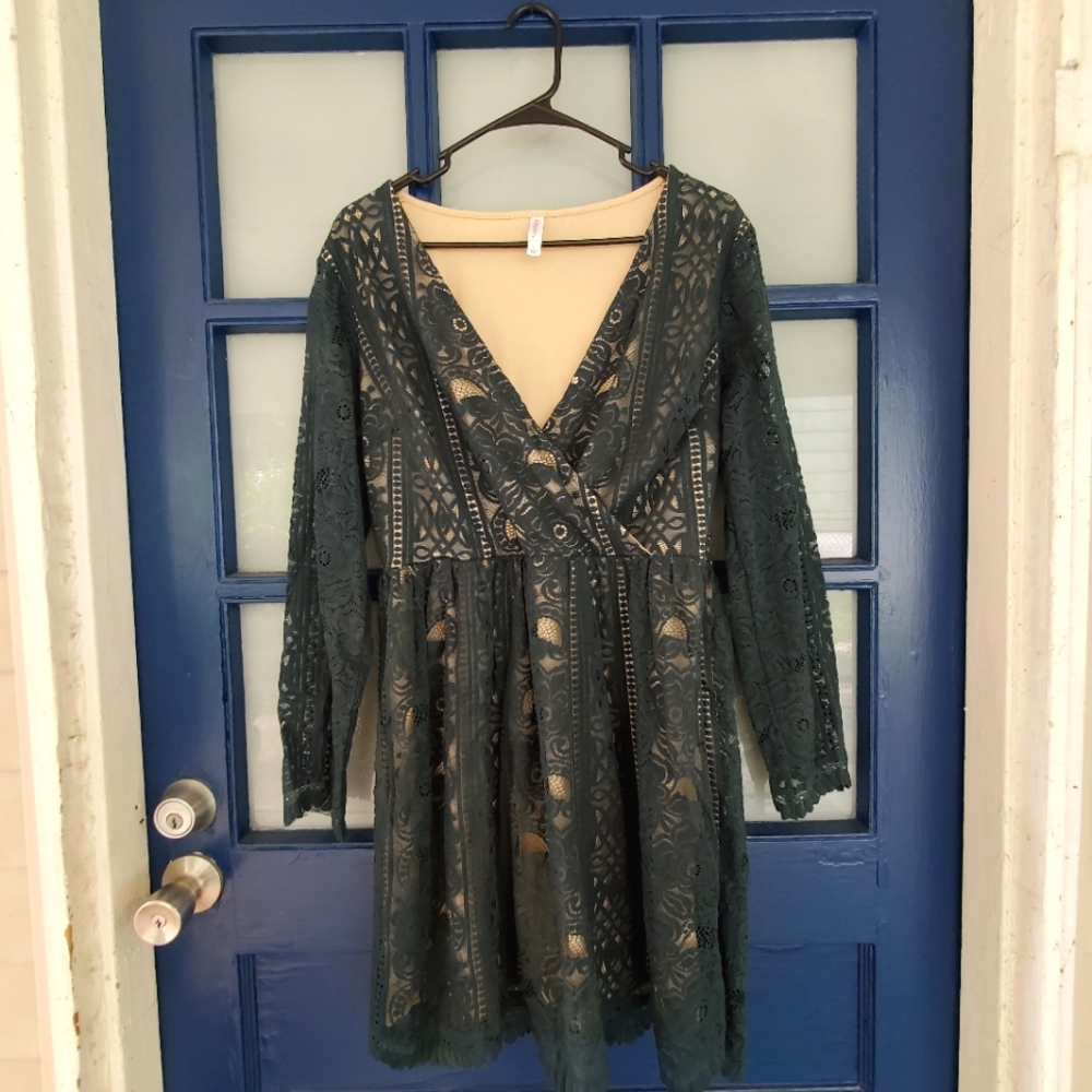 Xhiliration Green Lace Cocktail Dress Size L